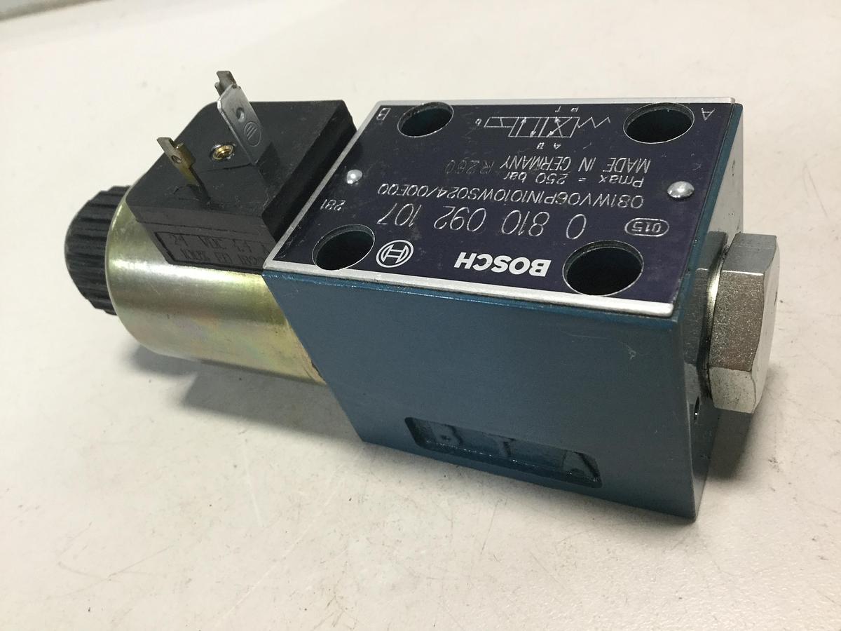 Used BOSCH Valve 0 810 092 107 Used