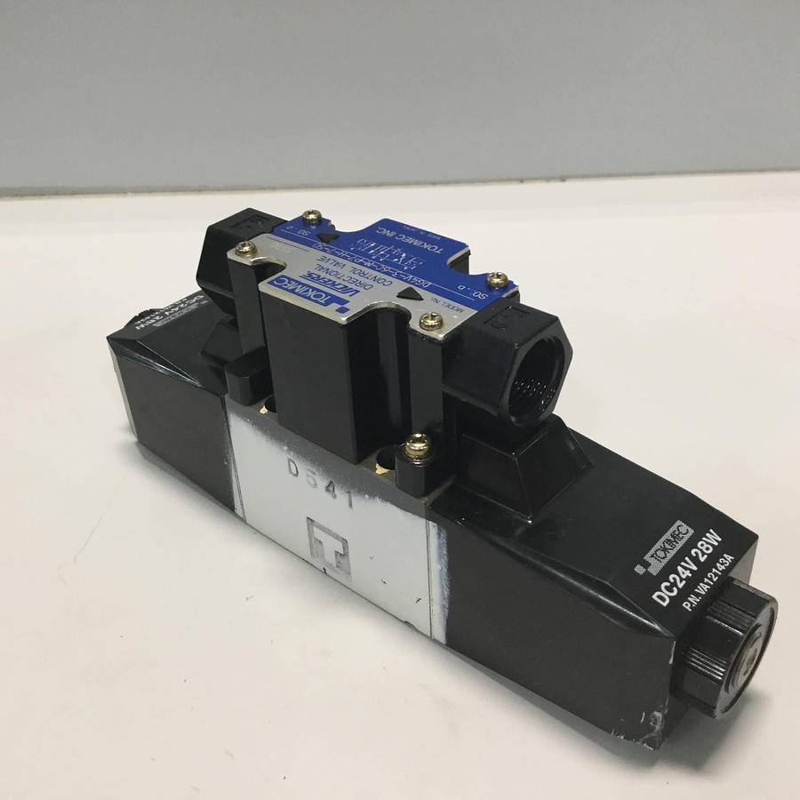 Used VICKERS Directional Control Valve DG4V36CMP7H750 USED