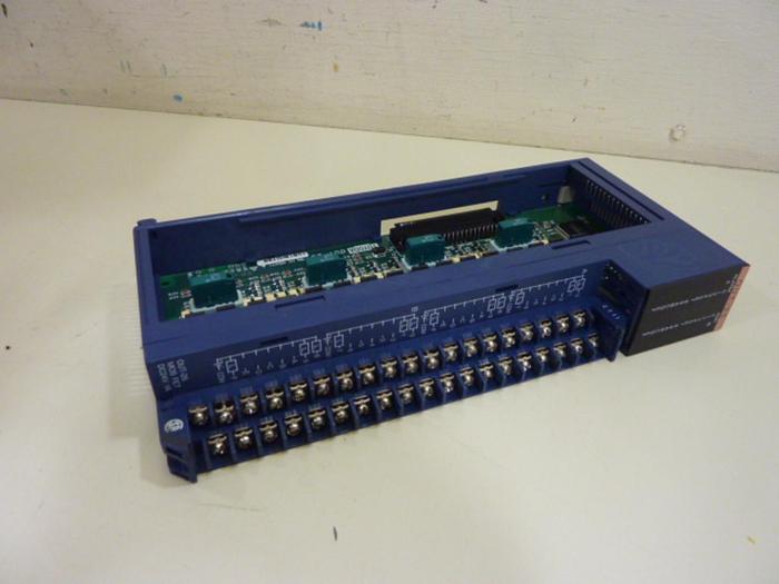 Used TOYOPUC DC Output Module TPK-2665 #59805