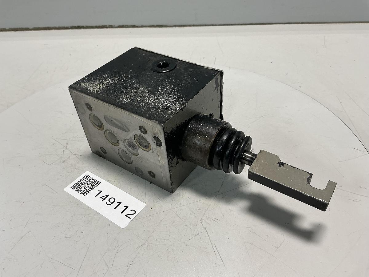 Used PARKER D3T1H21X4544