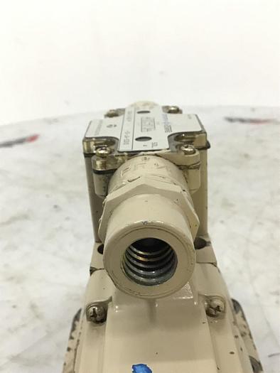 Used VICKERS Valve DG4V-3-6C-PL-T-10-JA-S310 #136288