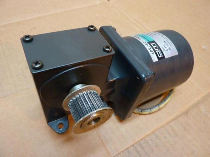 Used ORIENTAL MOTOR Reversible Motor 4RK25C-25RB USED