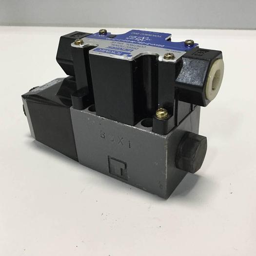 Used VICKERS Directional Control Valve DG4V32ALMP2T750 #92270