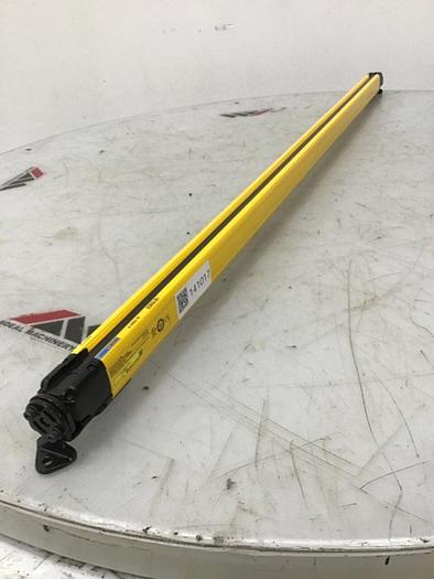 Used KEYENCE CORP Light Curtain GL-R56H-R Used