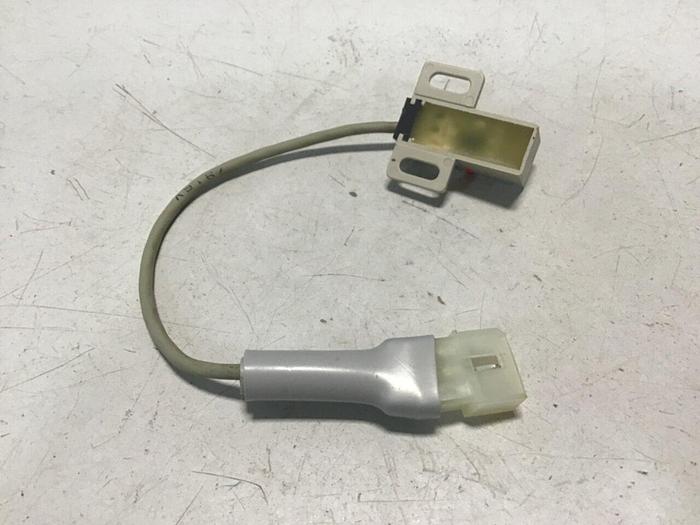 Used FUJI ELECTRIC Proximity Switch PE-B4D3 #128366