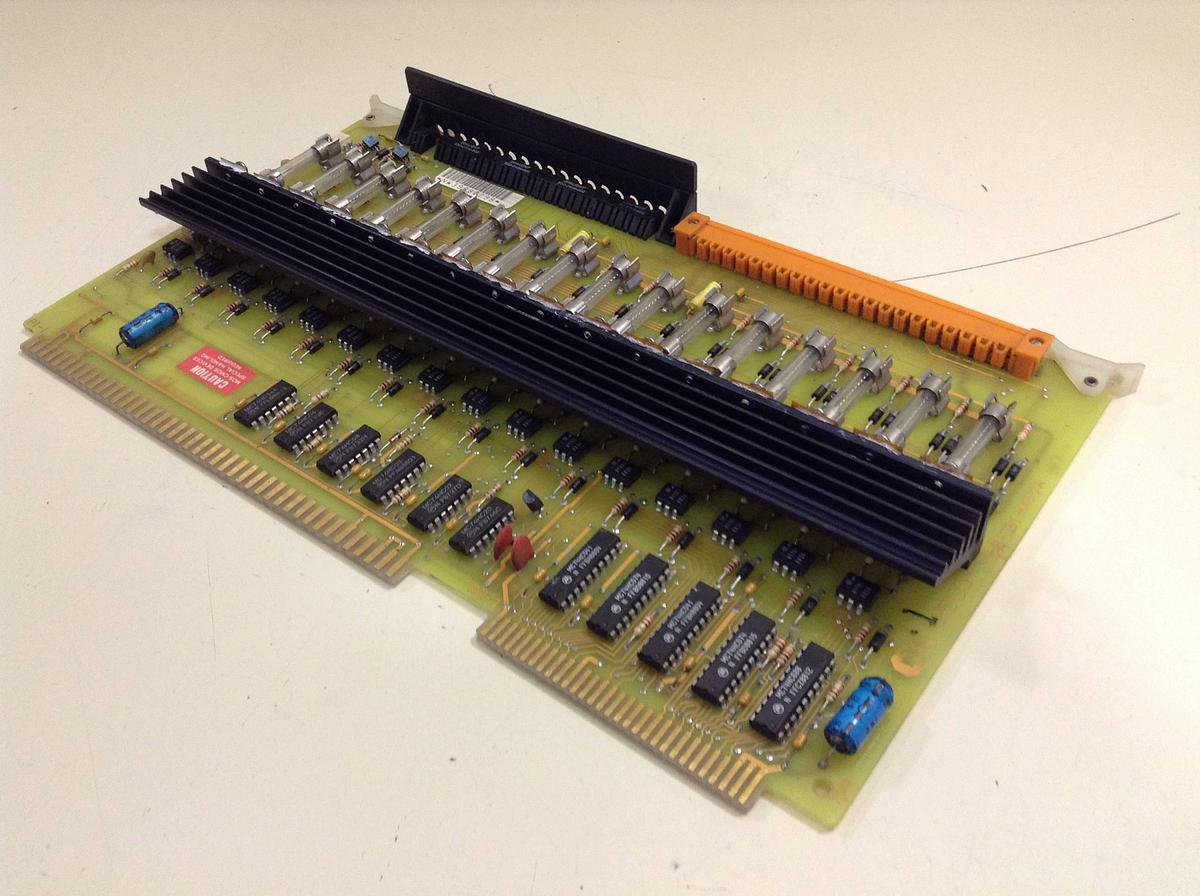 Used CINCINNATI MILACRON I/O Board 3-531-4479A Used