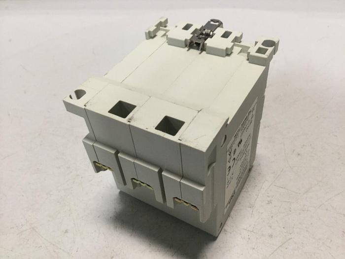 Used FUJI ELECTRIC 5 Amp Circuit Breaker CP33FM/5 #104157