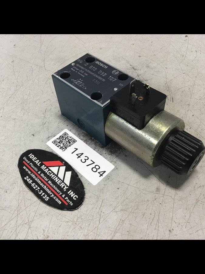 Used BOSCH Valve 0 810 092 107 Used #143784