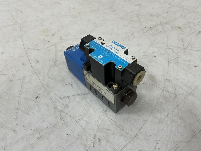 Used VICKERS DG4V-3-2A-M-P7-H-7-50-JA100