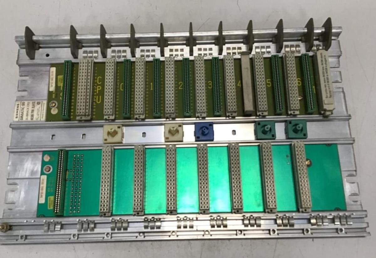 Used SIEMENS Rack Simatic S5 6ES5 700-2LA12 USED