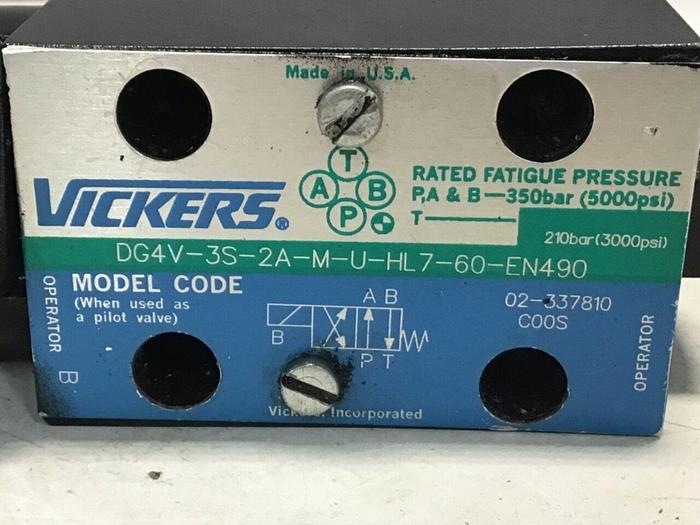 Used VICKERS Valve DG4V3S2AMUHL760EN490 Used
