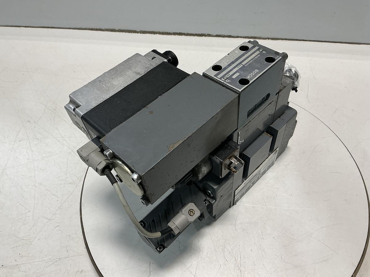 Used BOSCH 0 811 404 616