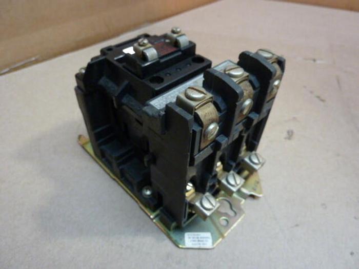 Used ALLEN BRADLEY Contactor 500PM-BOD93 SER B #29558