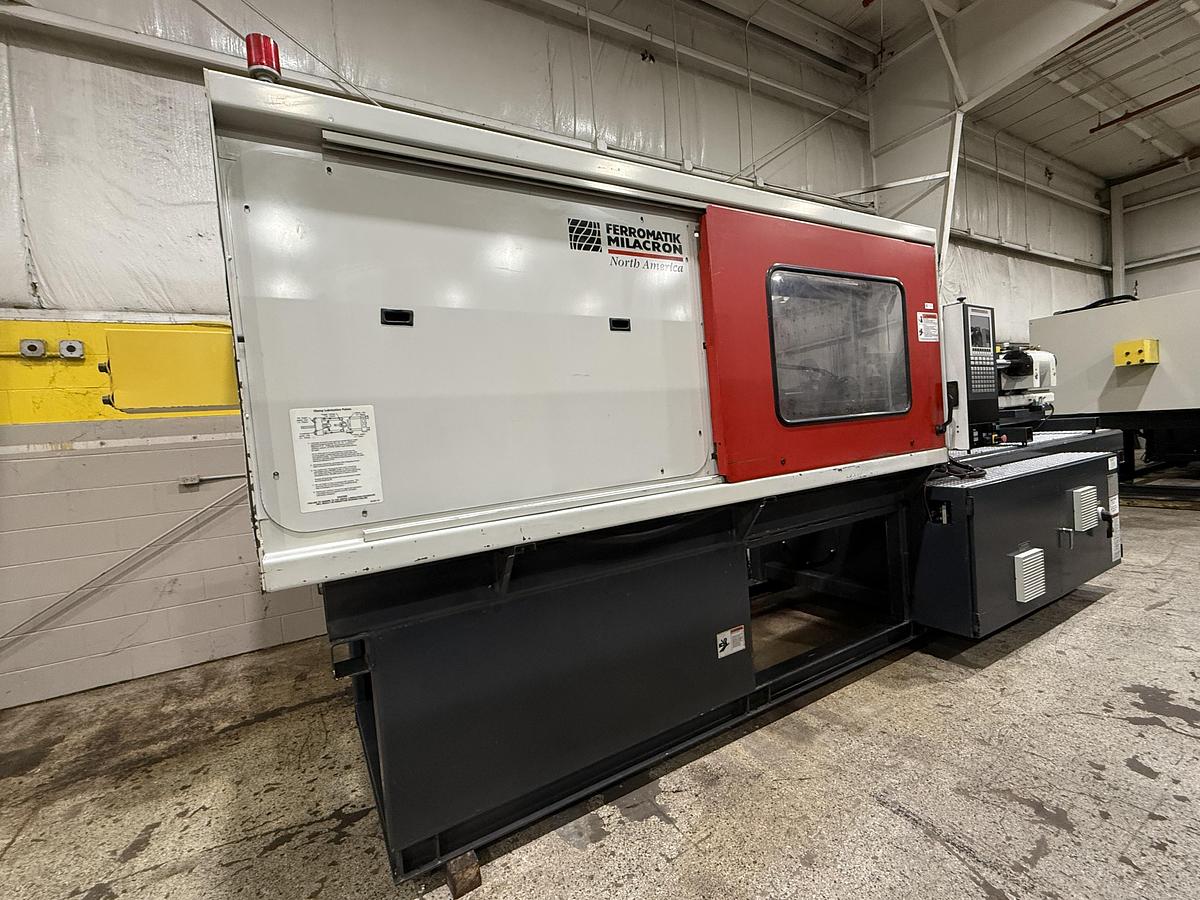 Used 2000 FERROMATIK MILACRON 310 Ton Injection Molding Machine MT310-22 USED #151863