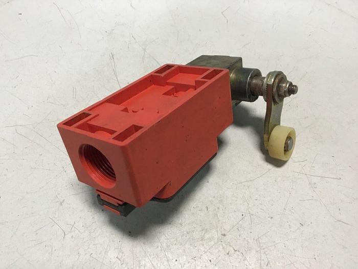Used BERNSTEIN Limit Switch ENK-UV1Z AHS-V #121256