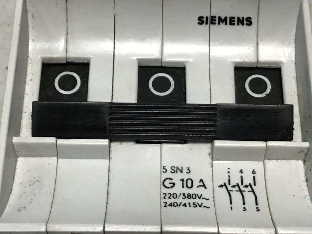 Used SIEMENS 10 Amp Circuit Breaker 5SN3G10A USED