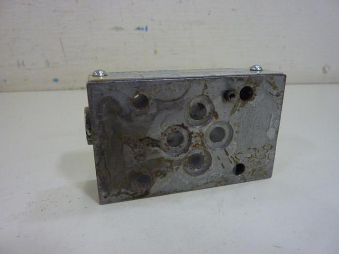 Used VICKERS Valve DGMA3T220S #61707