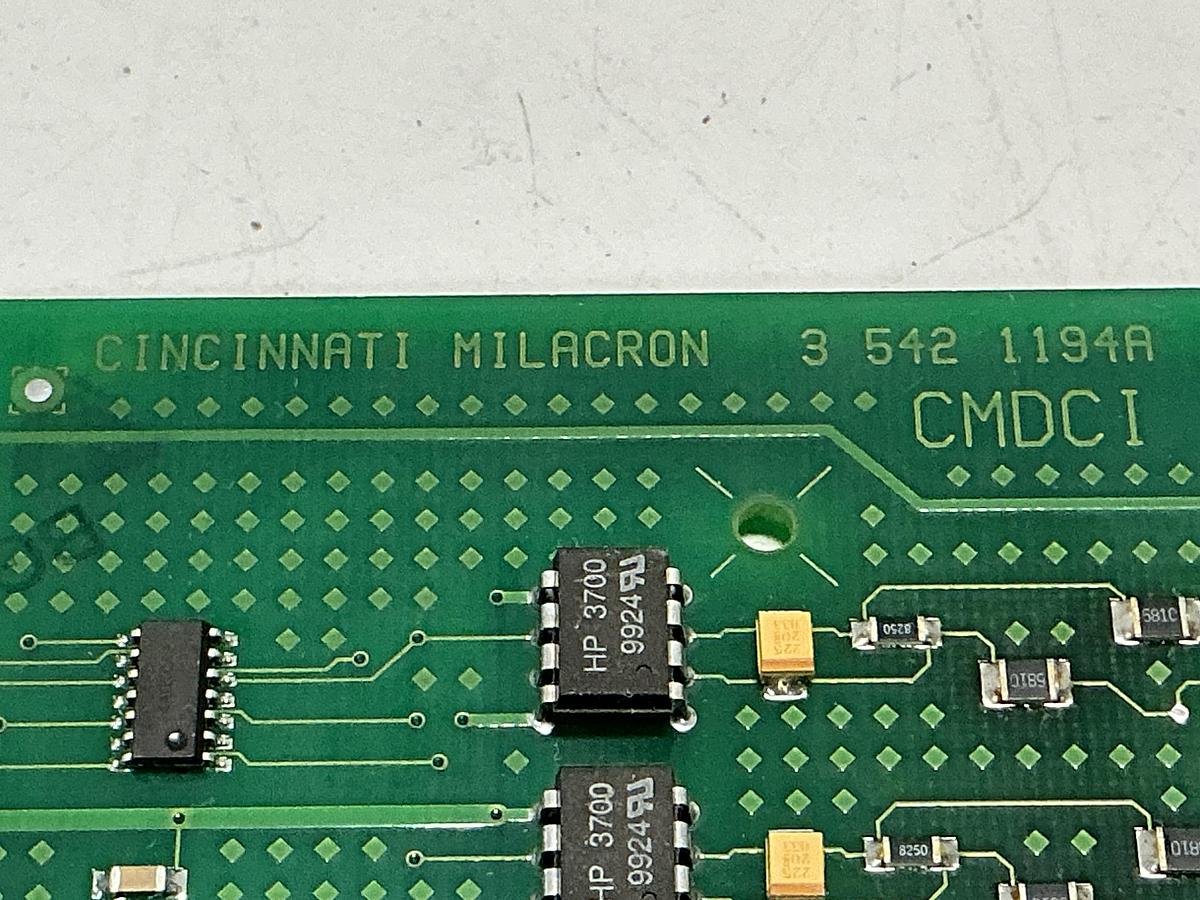 Used CINCINNATI MILACRON 3 542 1194A