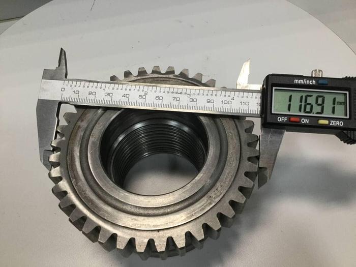 Used TOYO Die Height / Adjustable Tie Bar Nut TI-90G2 / ATBN Used Used