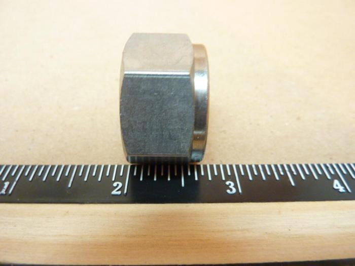 SWAGELOK Nut SS-1212-1 #41183 DNL SCRAPPED