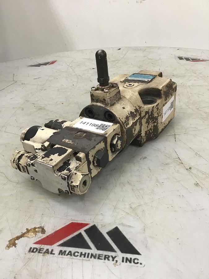 Used VICKERS TCG50-10-FEV-P7-H-13-S158 Valve Used #141198