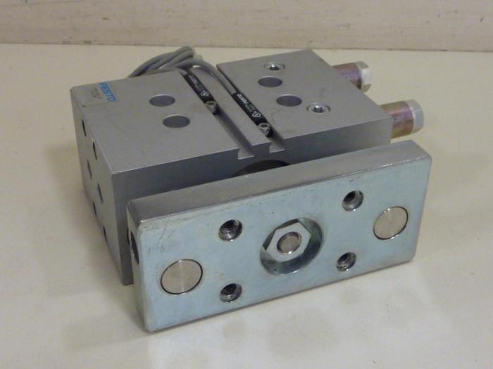 Used FESTO Pneumatic Cylinder DFM-40-25-P-A-GF #57355