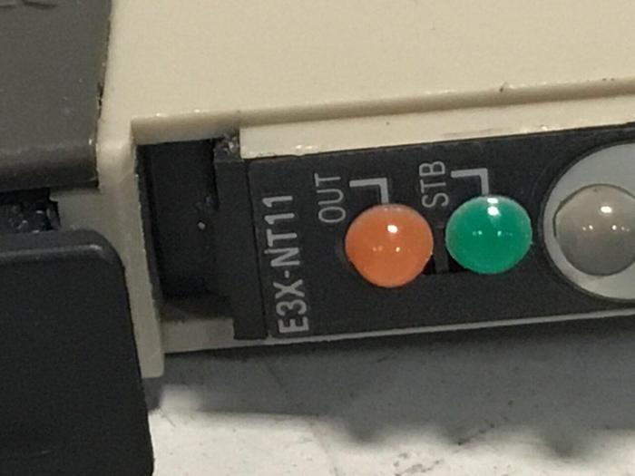 Used OMRON Photoelectric Sensor E3X-NT11 #128465
