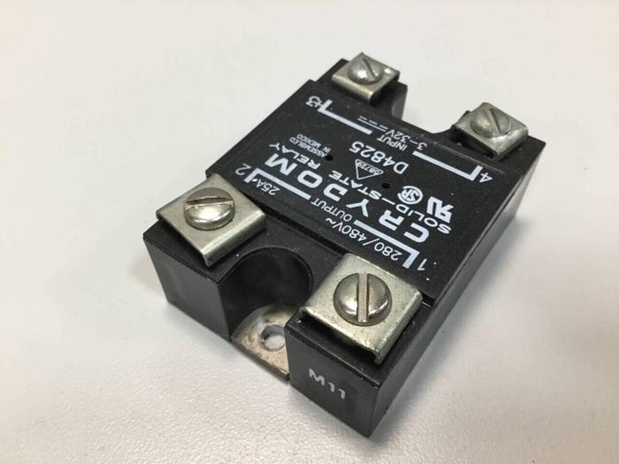 Used CRYDOM Solid State Relay D4825 #98068