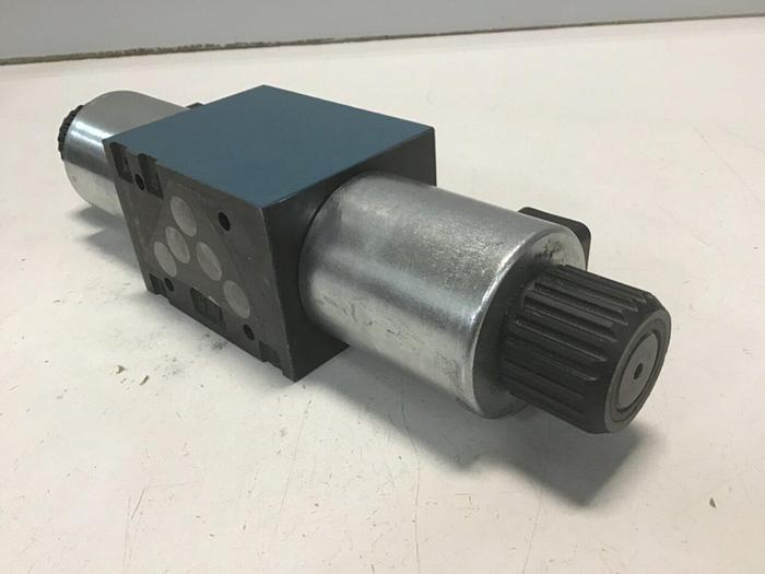 Used BOSCH Valve 0 810 001 776 #137616