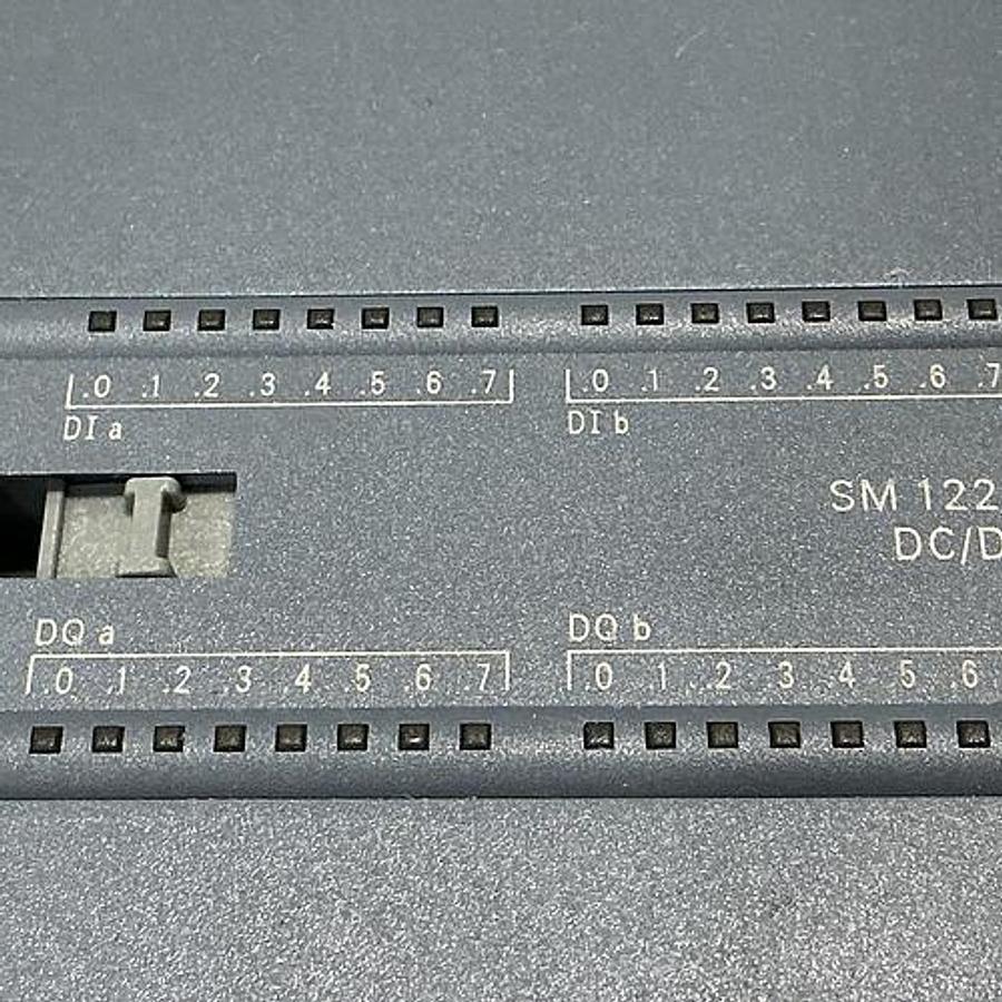 Used SIEMENS 6ES7 223-1BL30-0XB0 Simatic S7 USED #149455