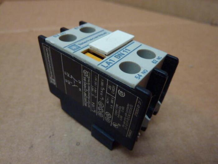 Used TELEMECANIQUE 10 Amp Contact Block LA1DN11 #103170