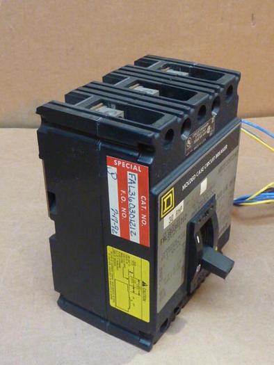 Used SQUARE D 30 Amp Circuit Breaker FAL360301212 USED