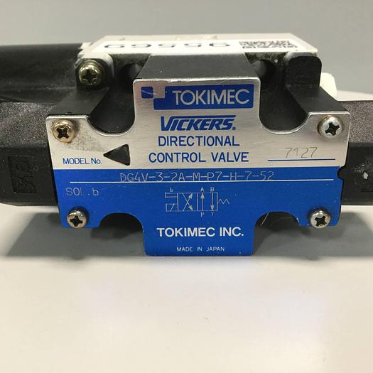 Used TOKIMEC Directional Control Valve DG4V-3-2A-M-P7-H-7-52 Used