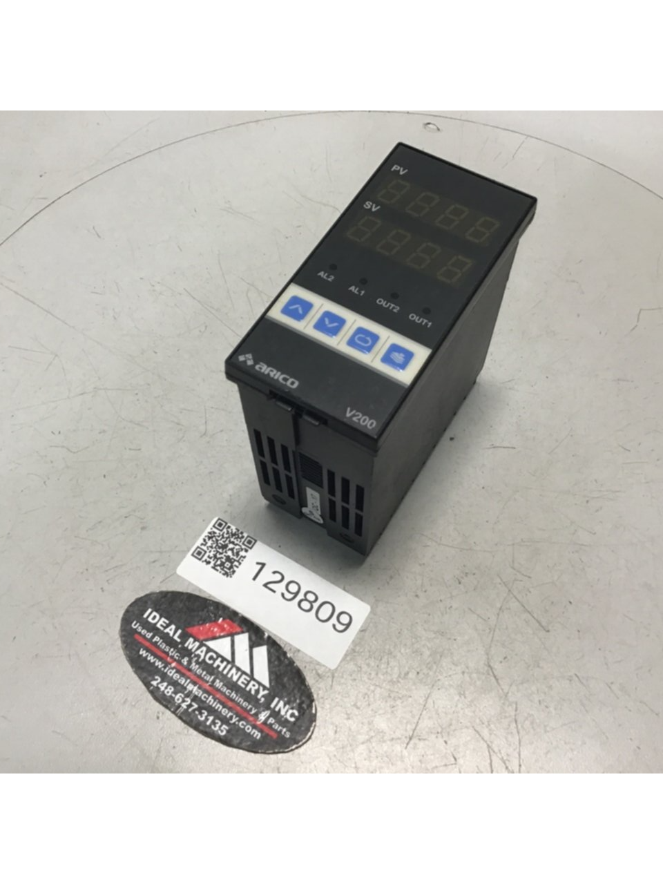 Used ARICO Temperature Controller V200 USED