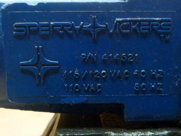 Used VICKERS Directional Valve DG5SH88CETWB21 Used