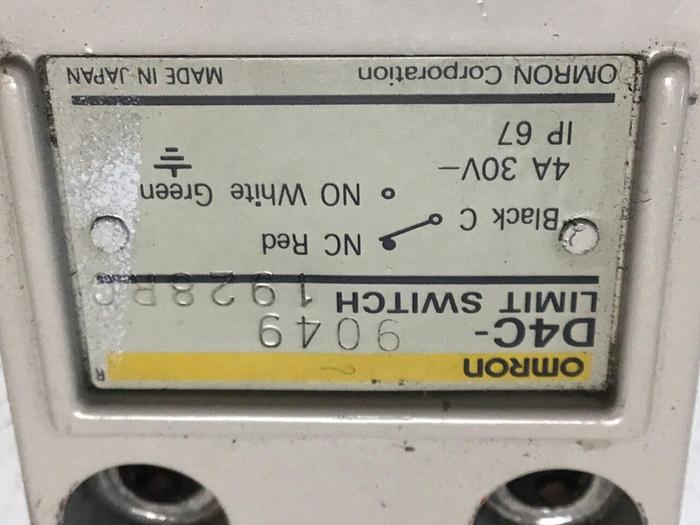 Used OMRON Limit Switch D4C-9049 #122262