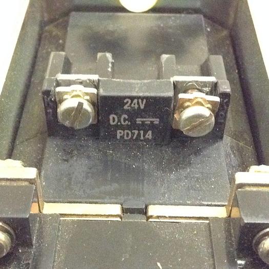 Used ALLEN BRADLEY DC Relay 700DC-PK800Z24 SER A #74271