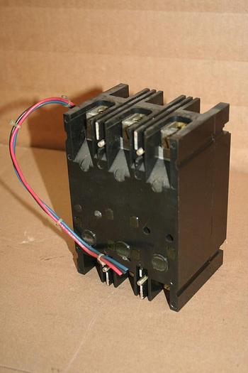 Used WESTINGHOUSE 15 Amp Circuit Breaker 4979D06G03 #20740