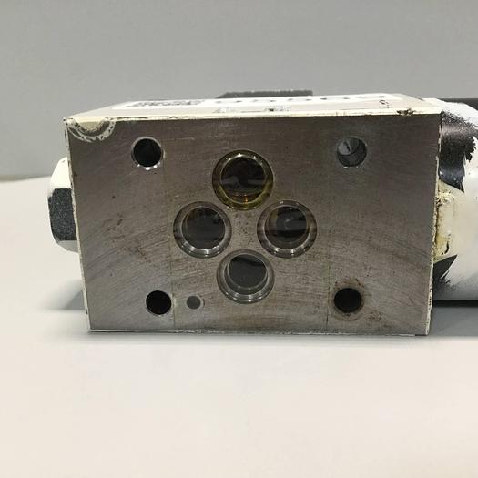 Used TOKIMEC Directional Control Valve DG4V-3-2A-M-P7-H-7-52 Used