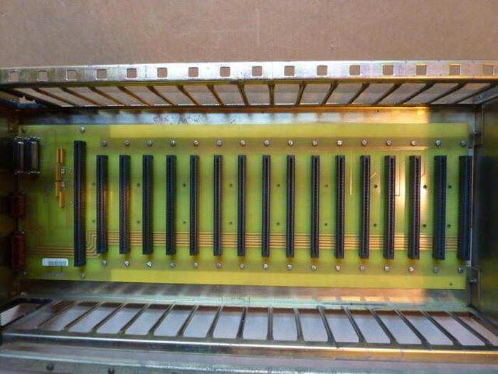 Used CINCINNATI MILACRON 16 Slot Chassis 3-424-1849A #34792