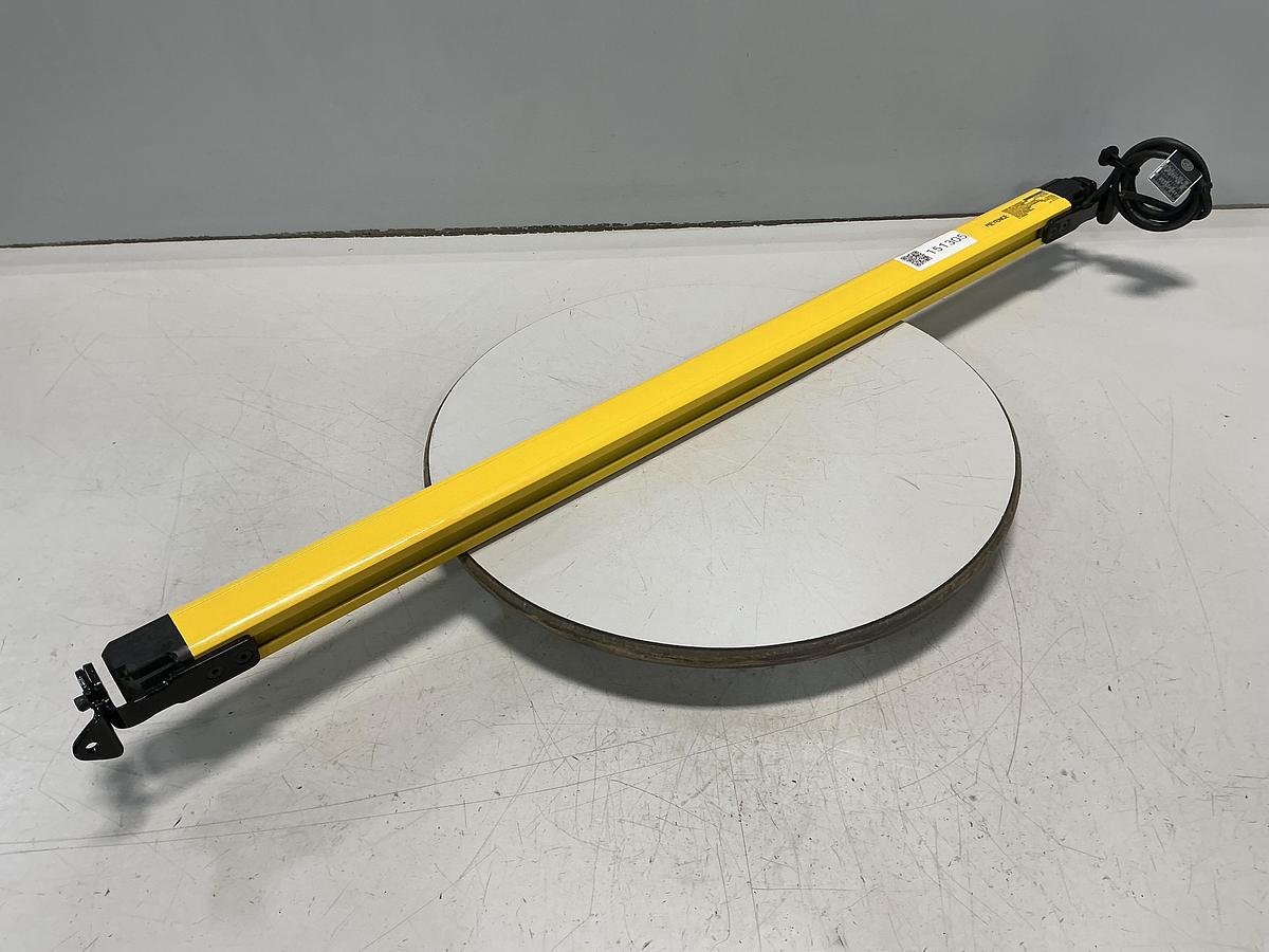 Used KEYENCE CORP GL-R40H-R