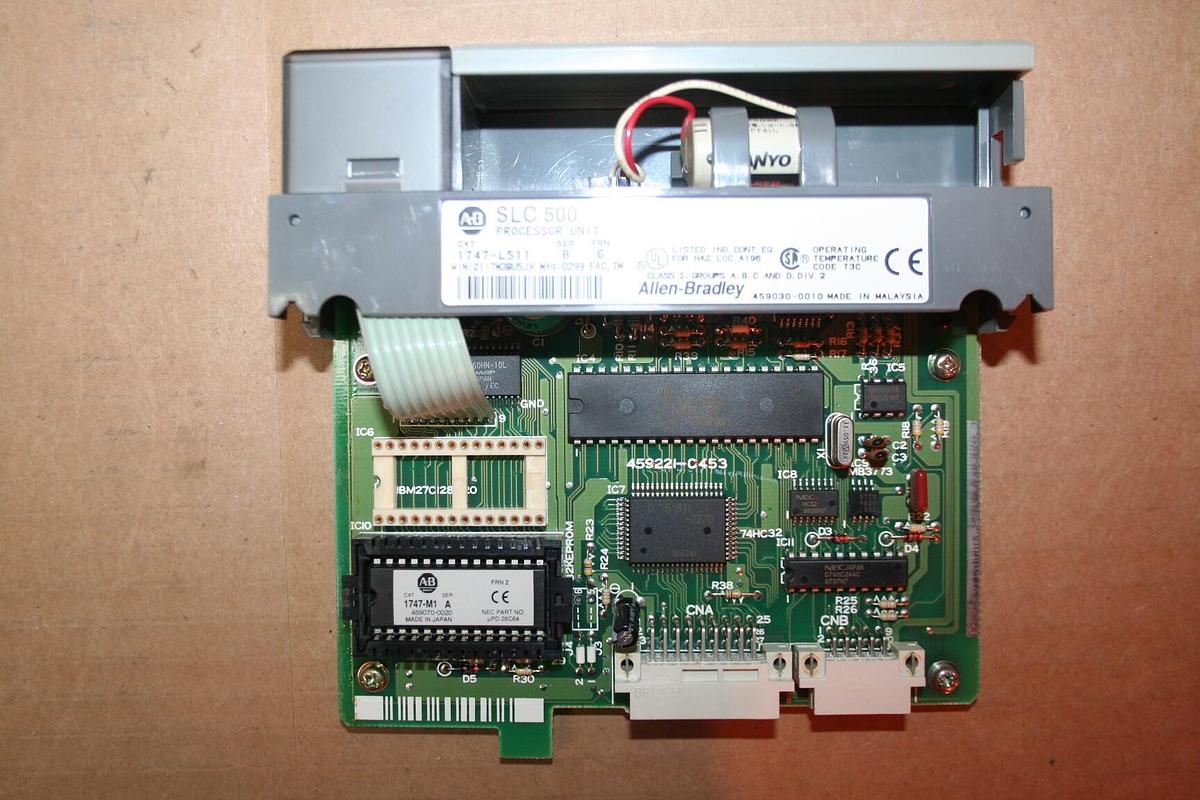 Used ALLEN BRADLEY 5/01 Processor Unit 1747-L511 SER B Used