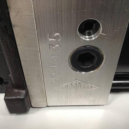 Used DESTACO Pneumatic Hold Clamp 994MAL-046M-90A-97-33-DS #90097