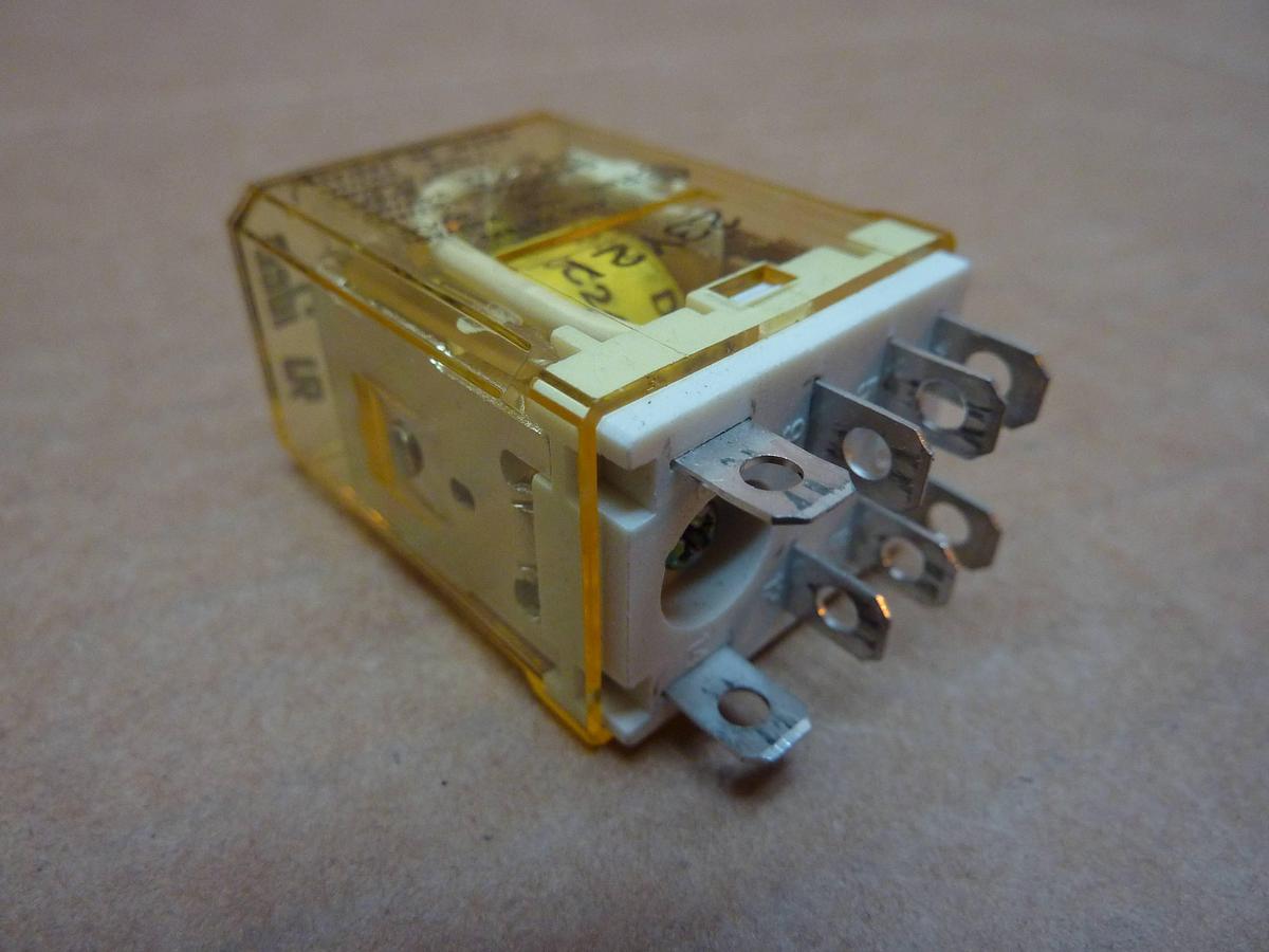 Used IDEC Relay RH2B-U Used