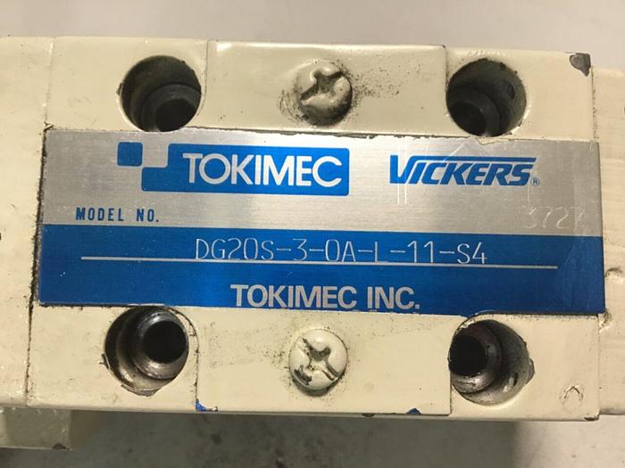 Used TOKIMEC VICKERS Valve DG20S-3-0A-L-11-S4 #142019