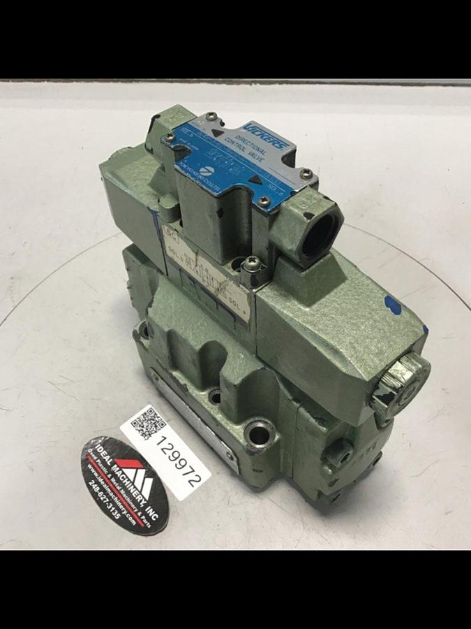 Used VICKERS Directional Control Valve DG4V36CMP7H750JA100 USED 