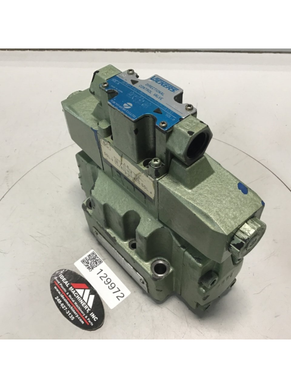 Used VICKERS Directional Control Valve DG4V36CMP7H750JA100 USED 