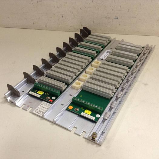 Used SIEMENS Slot Rack 6ES5 700 3LA12 #77379