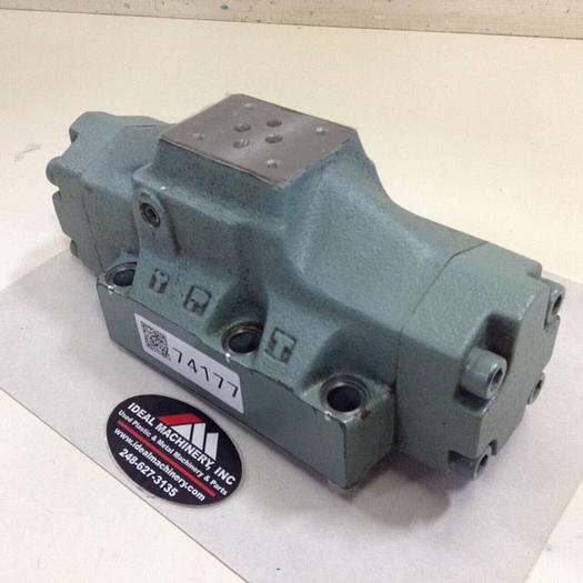 Used YUKEN Directional Valve DHG-06-3C70-E-5058 #74177