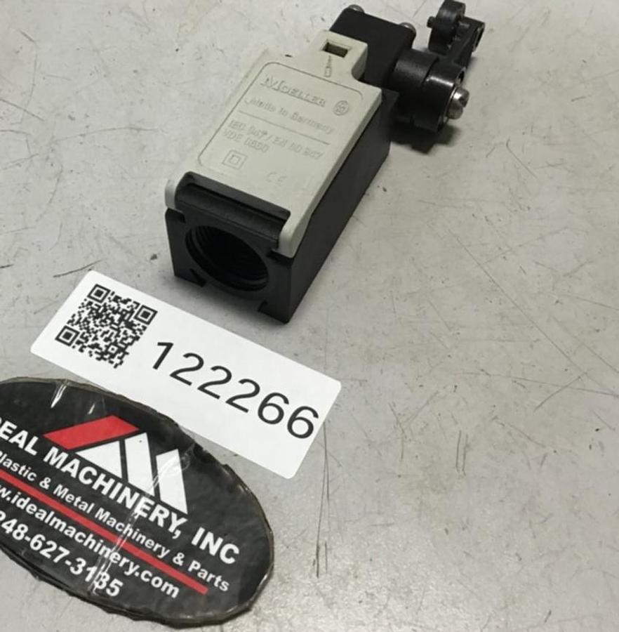 Used MOELLER Limit Switch AT0-02-1-I USED